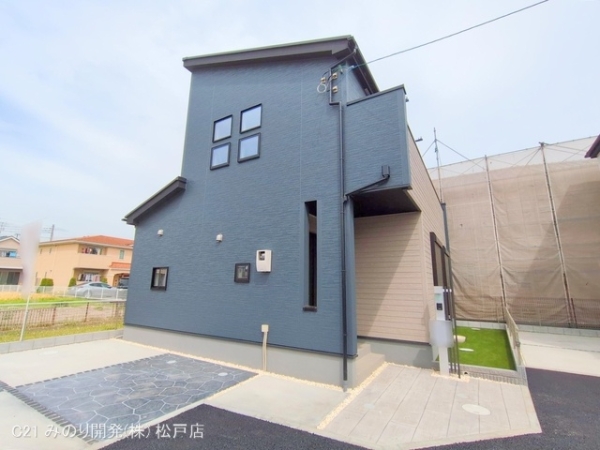 市川市稲荷木２丁目の新築一戸建