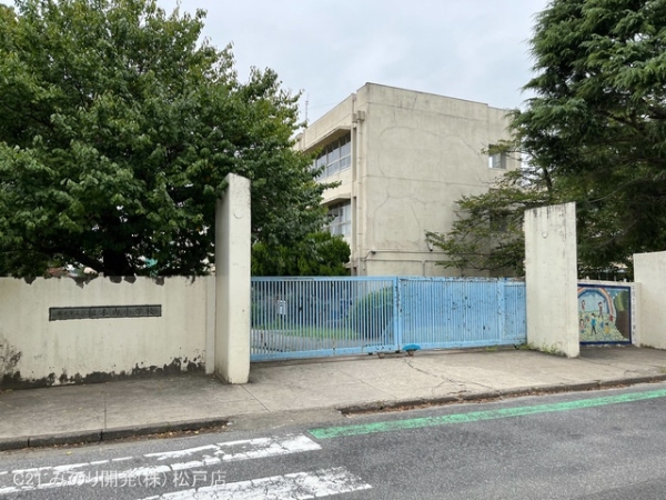松戸市小金原2丁目の新築一戸建(松戸市立根木内小学校)