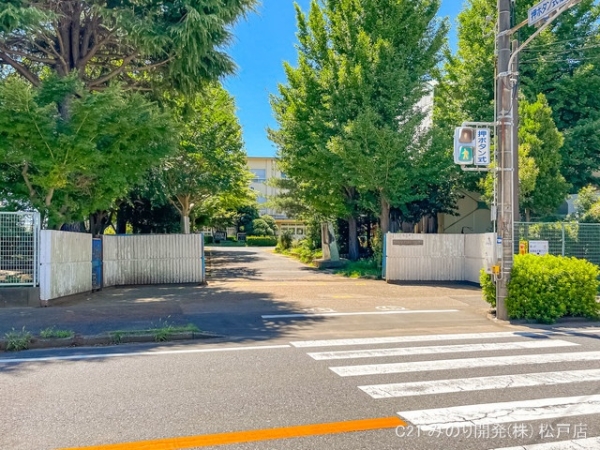 松戸市栗ケ沢の新築一戸建(松戸市立栗ケ沢小学校)