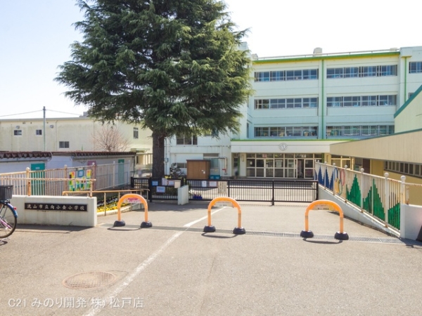 流山市前ケ崎の新築一戸建(流山市立向小金小学校)