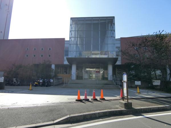 京葉ハイツ(和名ヶ谷スポートセンター市立図書館分館)
