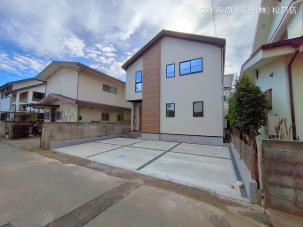 柏市十余二の新築一戸建