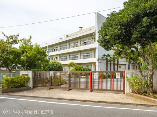 市川市平田４丁目の新築一戸建(市川市立平田小学校)