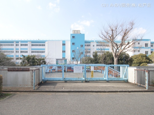 沼南エリカ6号棟(柏市立大津ヶ丘第一小学校)