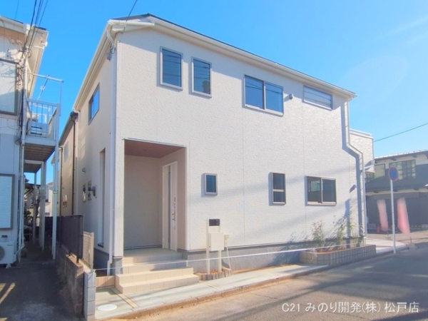 松戸市新松戸７丁目の新築一戸建