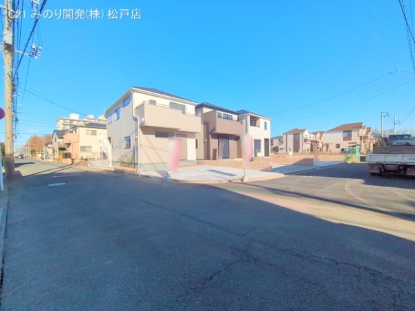 松戸市新松戸７丁目の新築一戸建