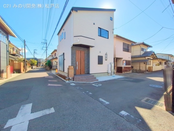 柏市逆井４丁目の新築一戸建