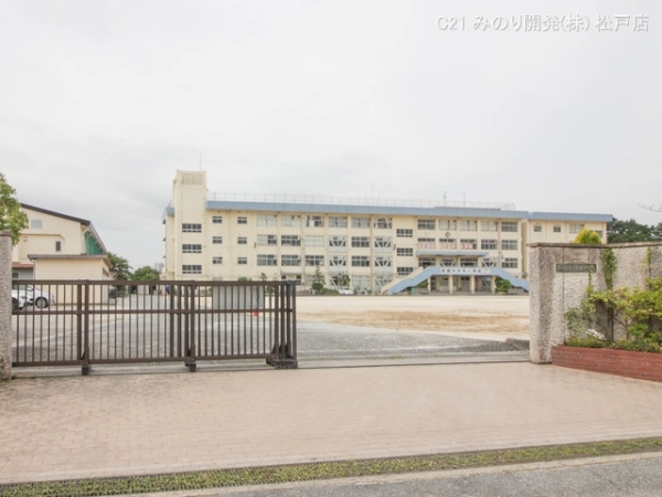 市川市東菅野4丁目の新築一戸建(市川市立下貝塚中学校)