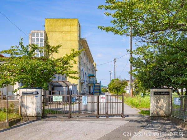 市川市稲越３丁目の新築一戸建(市川市立稲越小学校)