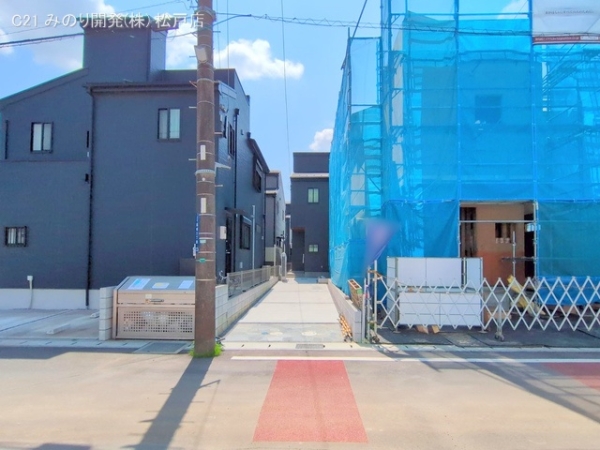 市川市稲越３丁目の新築一戸建