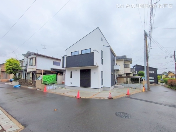 市川市中山２丁目の新築一戸建