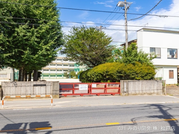 鎌ケ谷市東道野辺6丁目の土地(鎌ケ谷市立第二中学校)