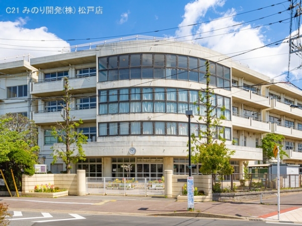 行徳ニューハイツ3号棟(市川市立妙典中学校)