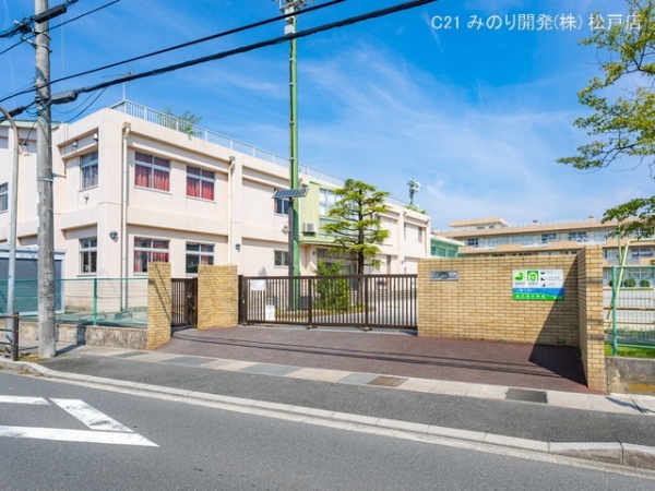 市川市宮久保4丁目の新築一戸建(市川市立宮久保小学校)