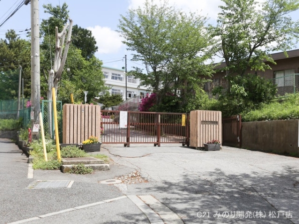 柏市松ケ崎の土地(柏市立柏第四小学校)