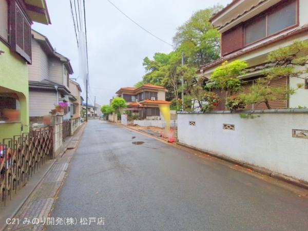 市川市曽谷４丁目の新築一戸建