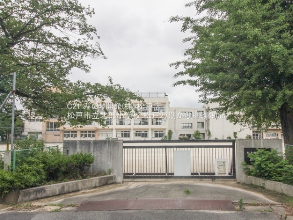 松戸市竹ケ花の新築一戸建(松戸市立北部小学校)
