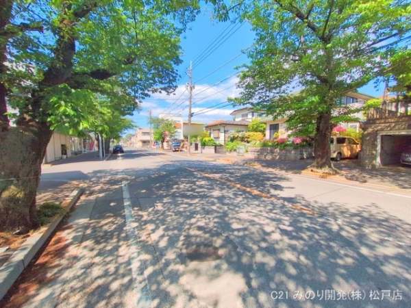 松戸市小金原４丁目の新築一戸建