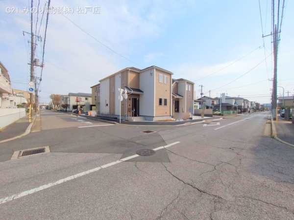 松戸市新松戸南１丁目の新築一戸建