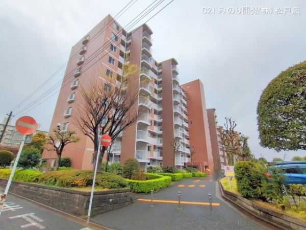 新松戸ファミールハイツ1号棟