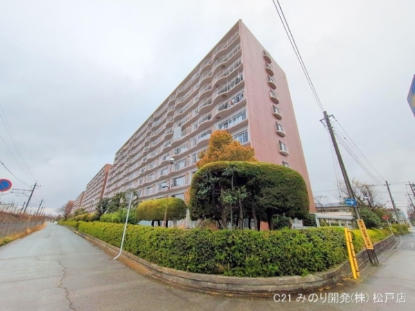 新松戸ファミールハイツ1号棟