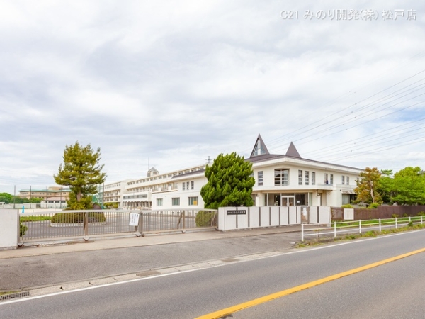 松戸市幸田4丁目の新築一戸建(松戸市立小金北中学校)