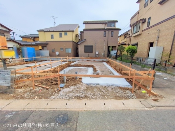 市川市稲荷木２丁目の新築一戸建