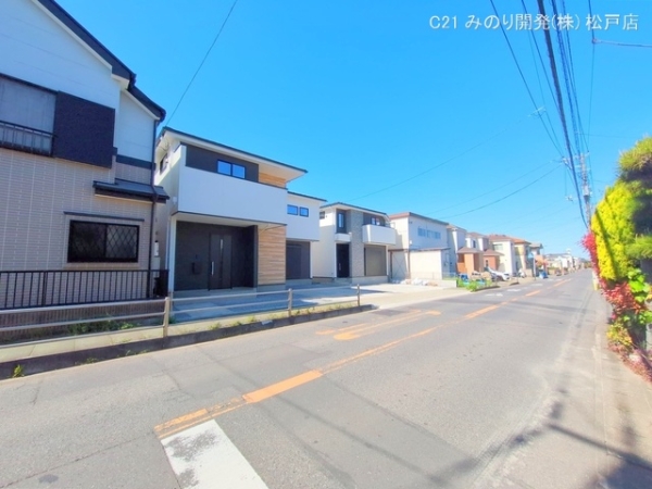 市川市本北方３丁目の新築一戸建