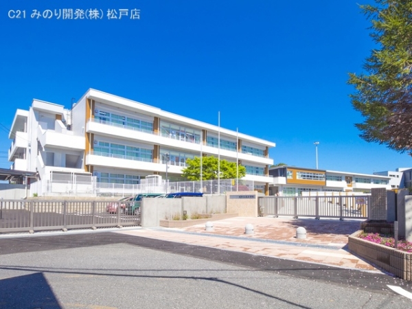 柏市増尾4丁目の新築一戸建(柏市立土小学校)
