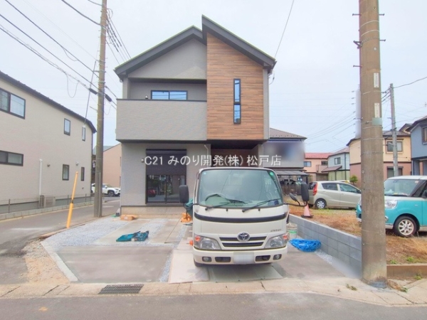 松戸市西馬橋４丁目の新築一戸建