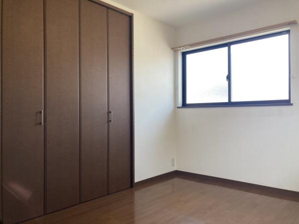 松戸市稔台８丁目の中古一戸建て