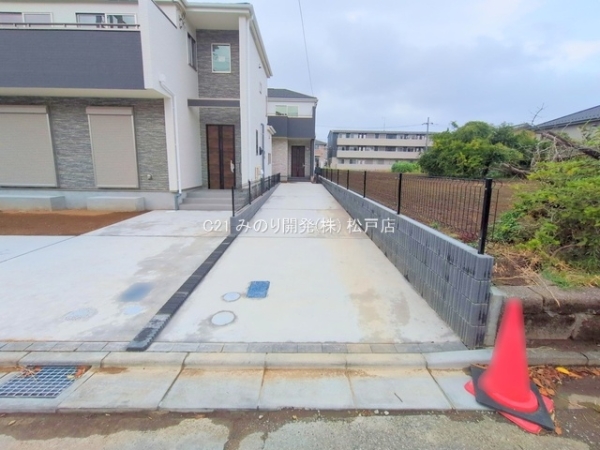 松戸市新松戸６丁目の新築一戸建