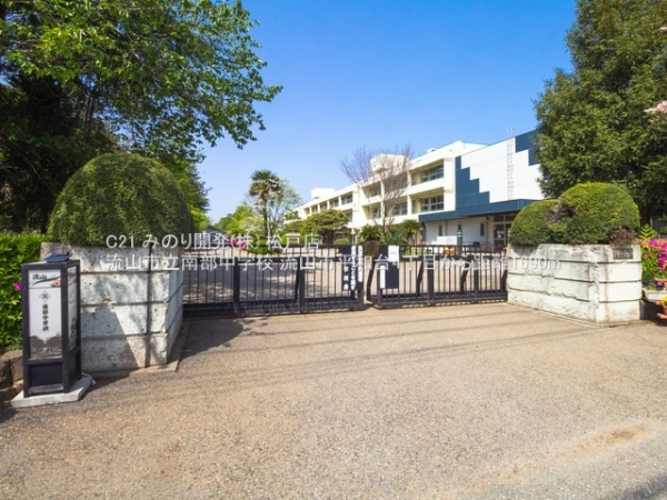 流山市平和台４丁目の新築一戸建(流山市立南部中学校)