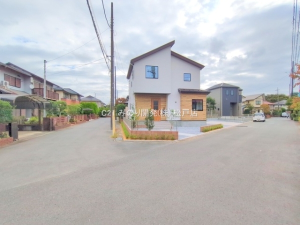柏市花野井の新築一戸建