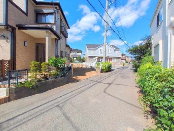 柏市花野井の土地(前面道路含む現地写真)