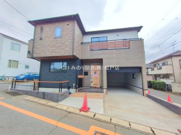 柏市南逆井4丁目の新築一戸建