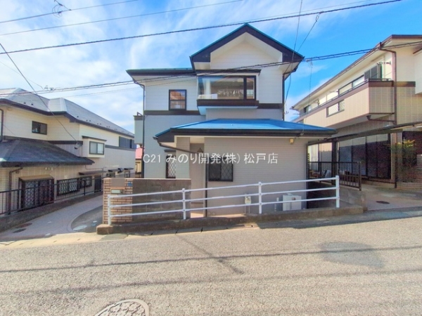 柏市関場町の中古一戸建て