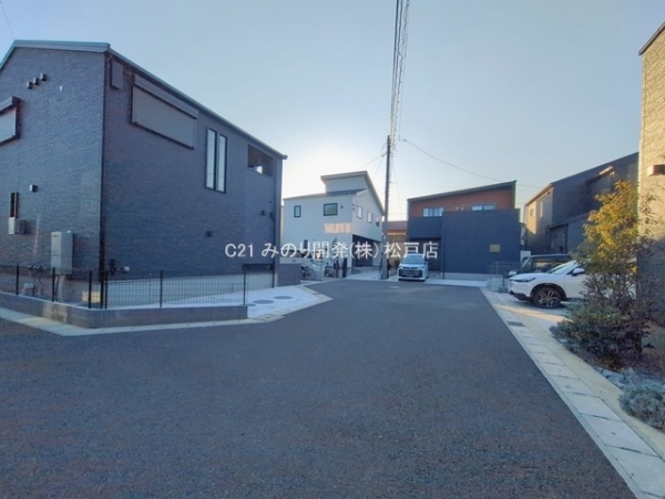 鎌ケ谷市東道野辺４丁目の新築一戸建