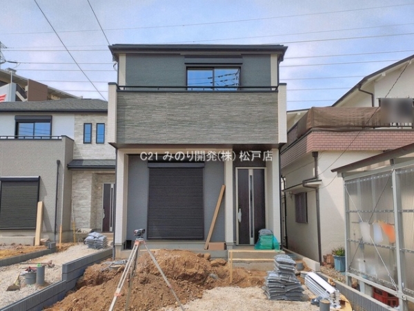 松戸市三矢小台３丁目の新築一戸建