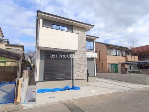 松戸市新松戸７丁目の新築一戸建