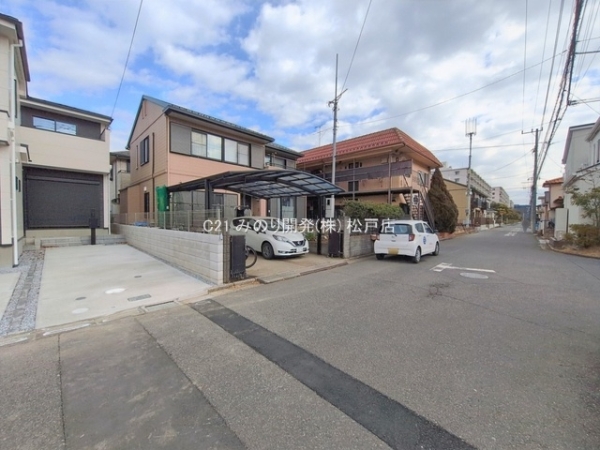 松戸市新松戸７丁目の新築一戸建