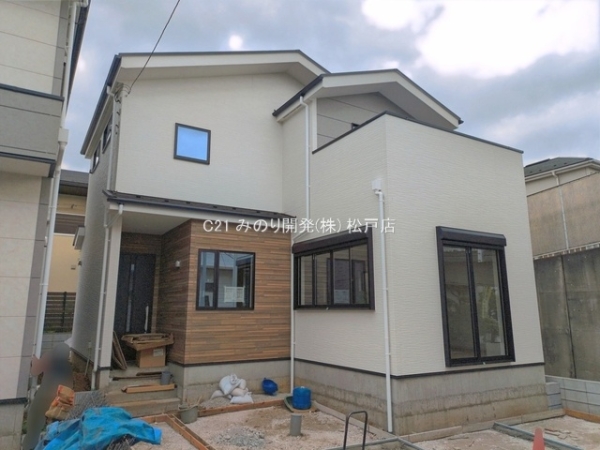 柏市松葉町６丁目の新築一戸建