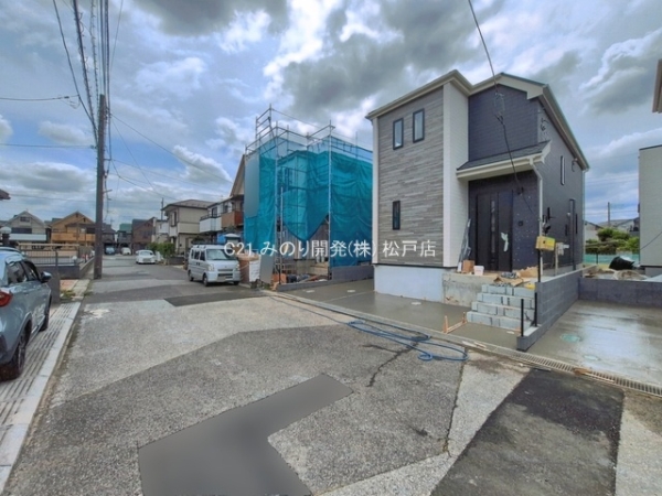 松戸市西馬橋４丁目の新築一戸建