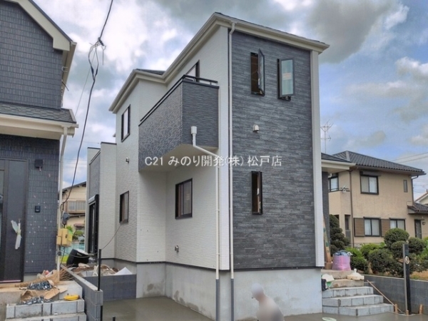 松戸市西馬橋４丁目の新築一戸建