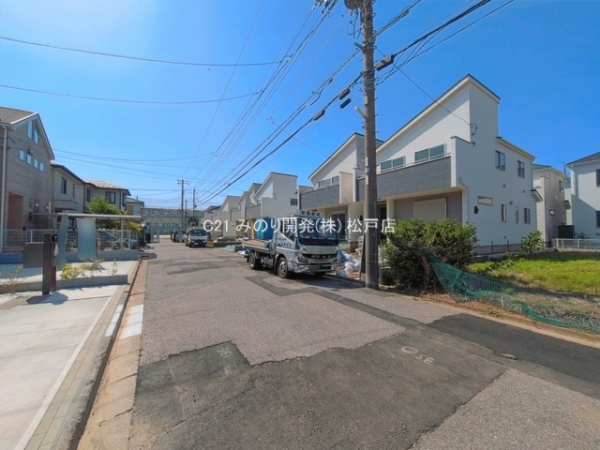 松戸市新松戸６丁目の新築一戸建