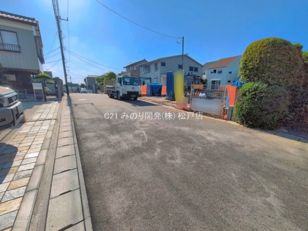 松戸市小金原４丁目の新築一戸建