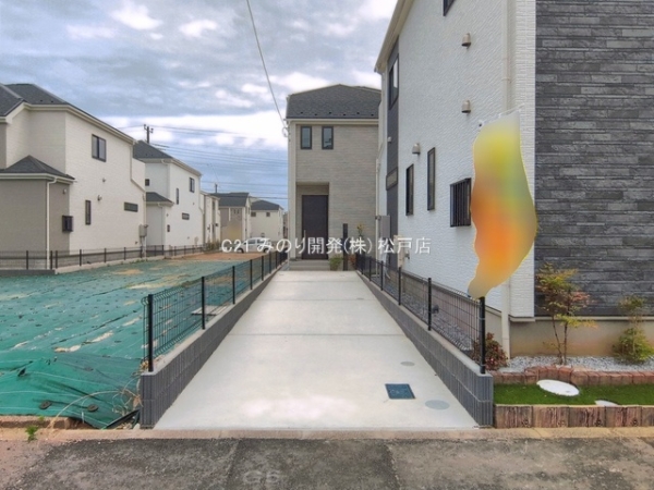 松戸市新松戸６丁目の新築一戸建