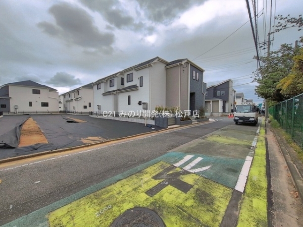 松戸市新松戸６丁目の新築一戸建