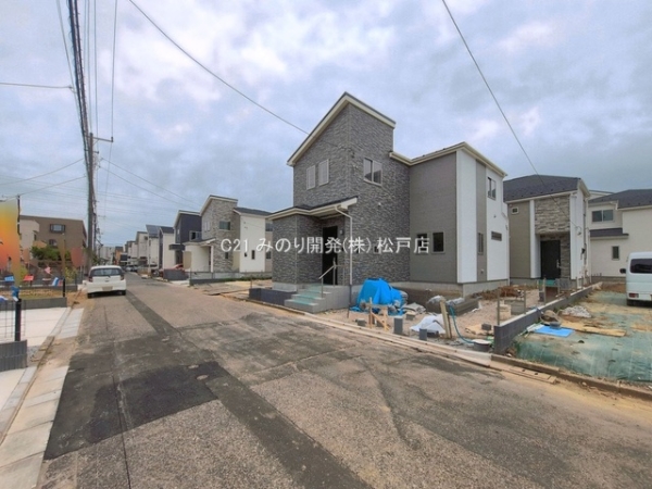 松戸市新松戸６丁目の新築一戸建