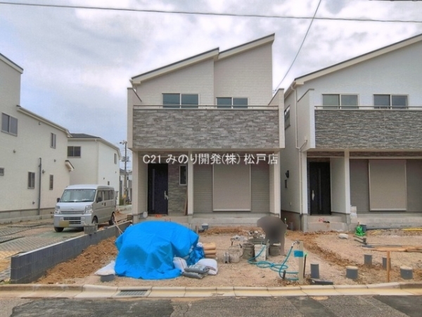 松戸市新松戸６丁目の新築一戸建